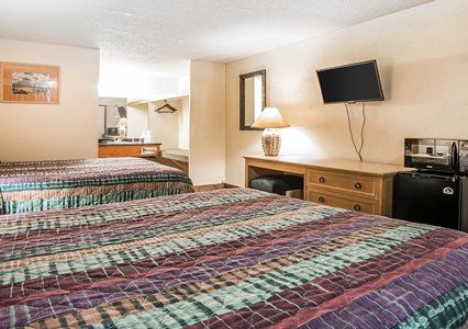 Econo Lodge Inn & Suites Kalispell - Glacier National Park Gateway Quarto foto